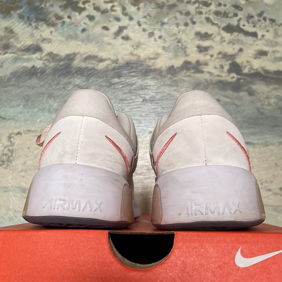 NIKE Air Max Bella TR 4 women’s size 6.5 EUC - Picture 9 of 16